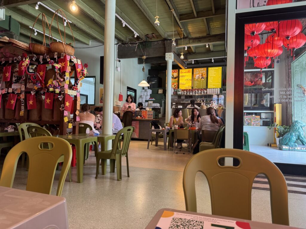 SongViet at SongWatの店内
