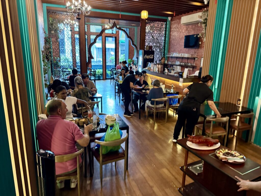 ラオテン店内様子