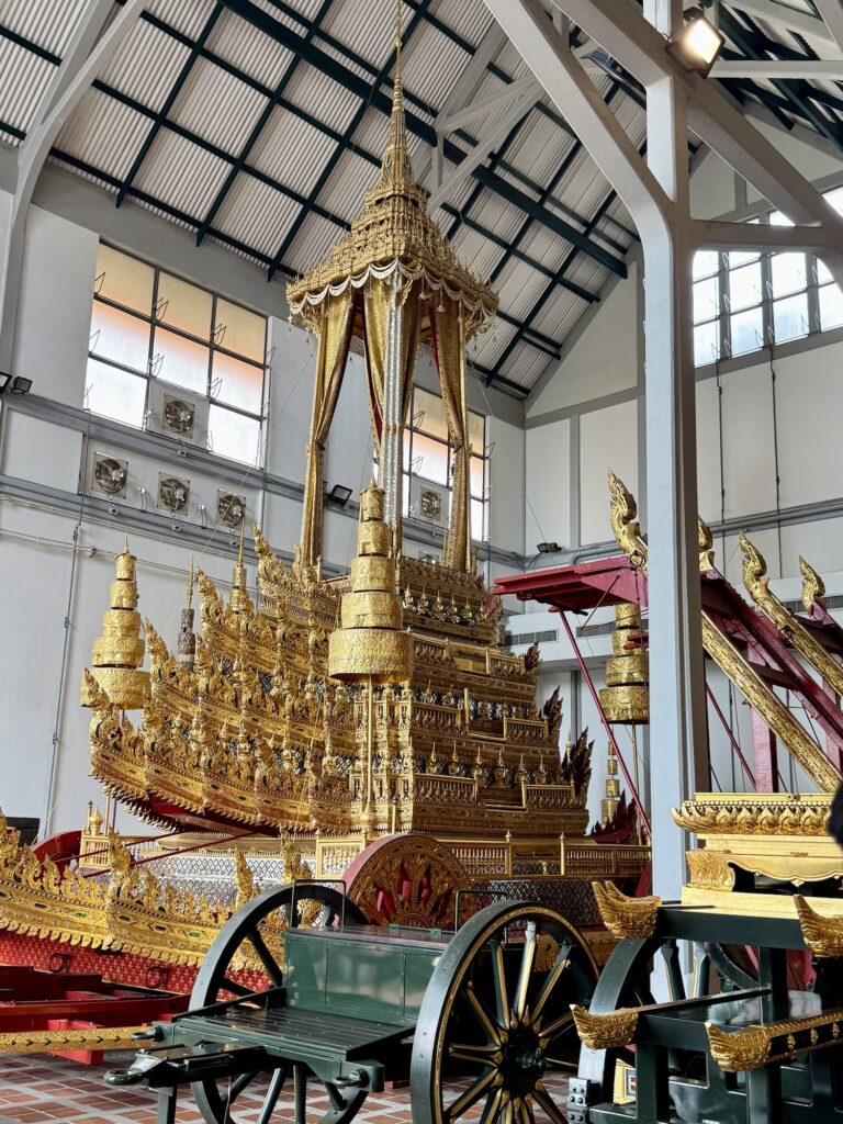 バンコク国立博物館　葬儀の山車