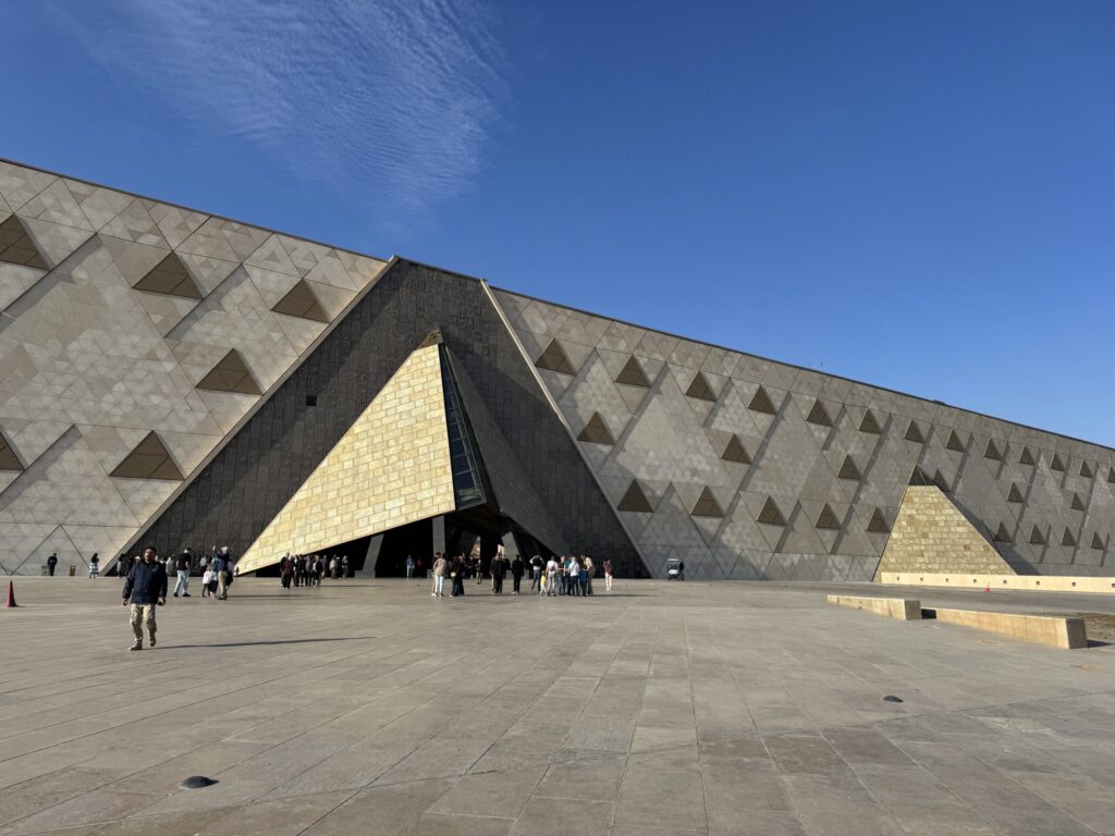 大エジプト博物館