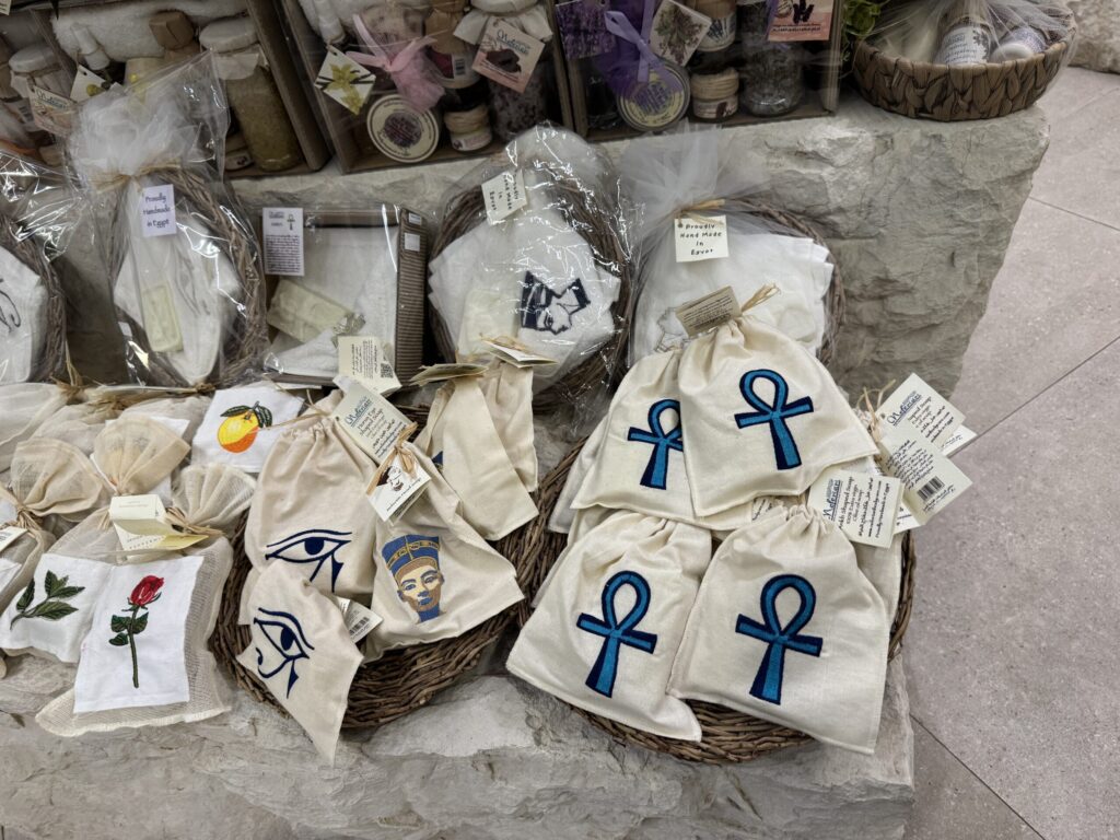 大エジプト博物館　お土産