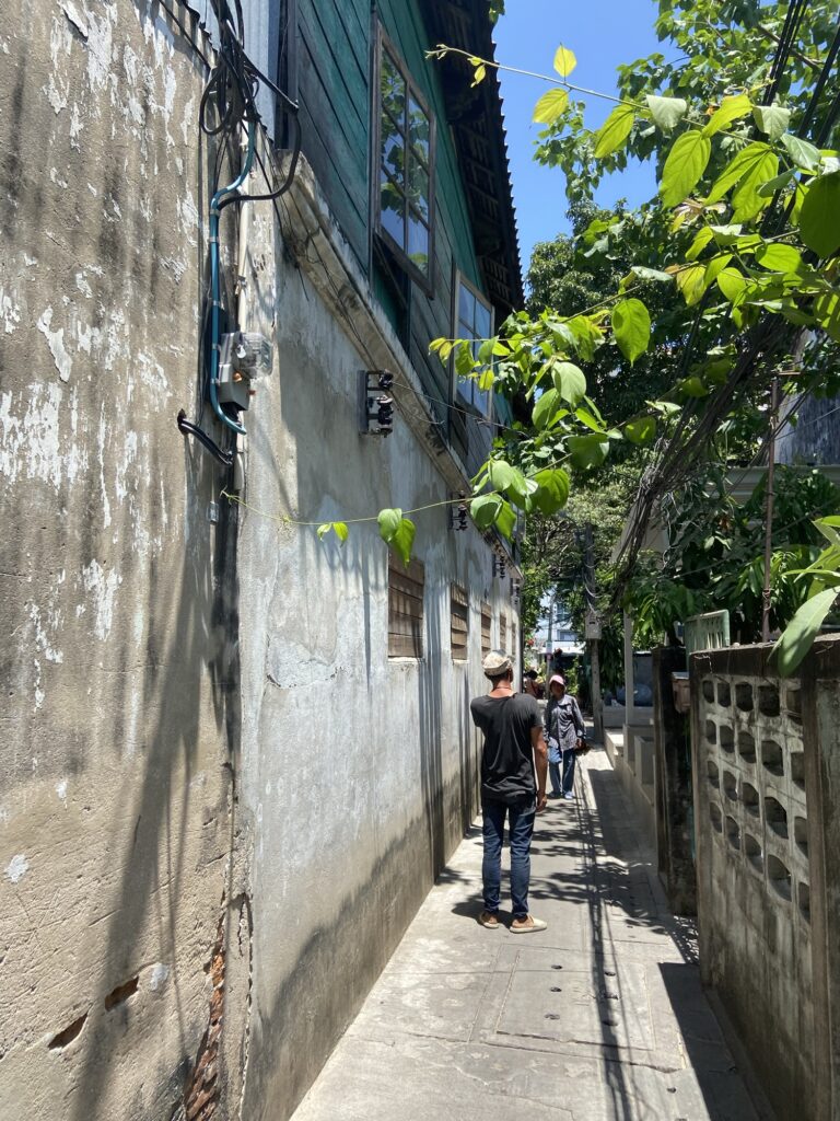 タラートノーイ