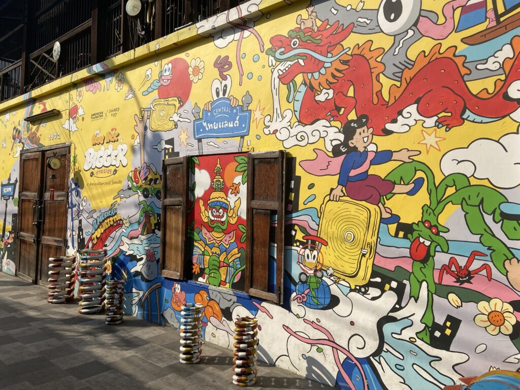 タラートノーイ　壁画