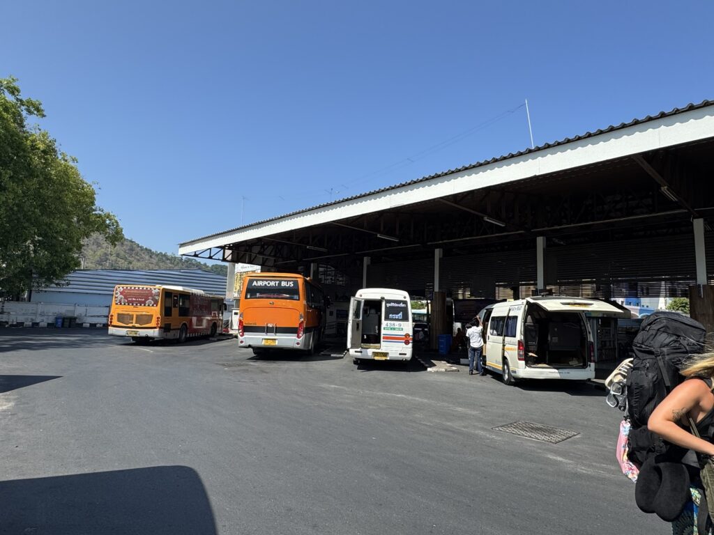 プーケット エアポートバス プーケットタウン プーケットタウンバスターミナル