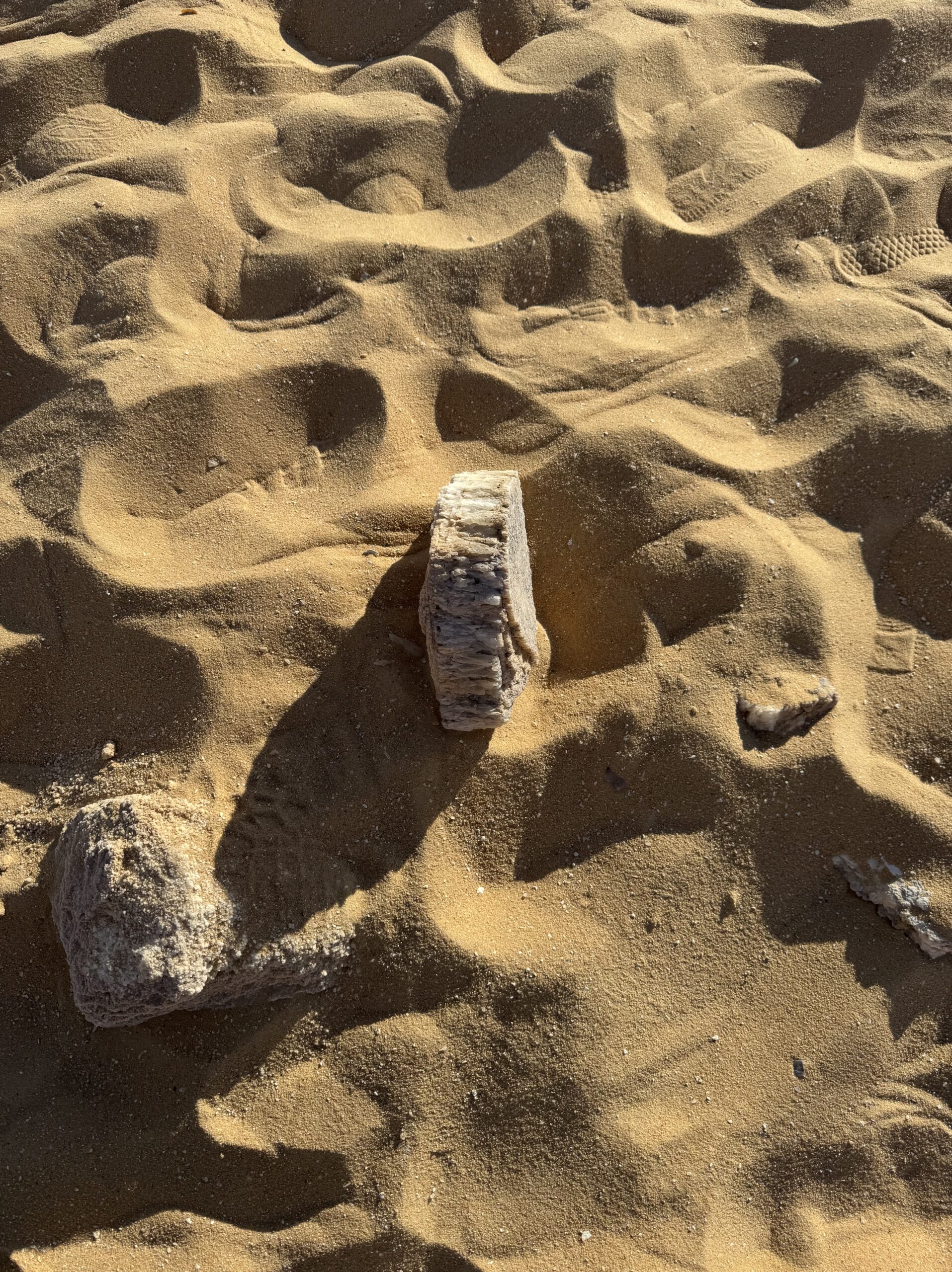 クリスタルマウンテンに落ちていた結晶のような石